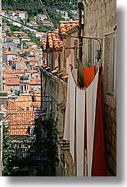 images/Europe/Croatia/Dubrovnik/Laundry/hanging-laundry-22.jpg