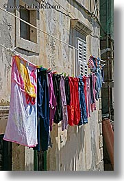 images/Europe/Croatia/Dubrovnik/Laundry/hanging-laundry-29.jpg