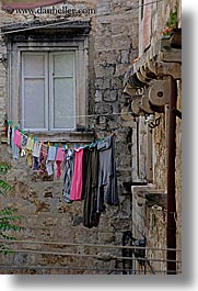 images/Europe/Croatia/Dubrovnik/Laundry/hanging-laundry-33.jpg