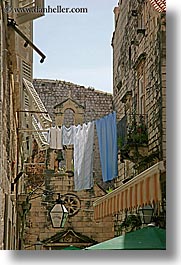 images/Europe/Croatia/Dubrovnik/Laundry/hanging-laundry-38.jpg