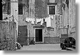 images/Europe/Croatia/Dubrovnik/Laundry/hanging-laundry-42-bw.jpg
