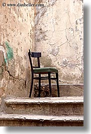images/Europe/Croatia/Dubrovnik/Misc/lone-chair.jpg