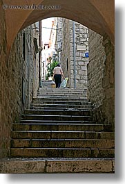 images/Europe/Croatia/Dubrovnik/NarrowStreets/person-on-stairs-3.jpg