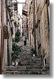 images/Europe/Croatia/Dubrovnik/NarrowStreets/person-on-stairs-4.jpg