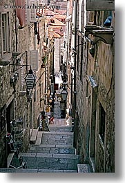 images/Europe/Croatia/Dubrovnik/NarrowStreets/stairs-in-alley-2.jpg