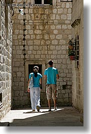images/Europe/Croatia/Dubrovnik/People/aqua-color-couple.jpg