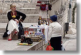 images/Europe/Croatia/Dubrovnik/People/vendor-n-old-woman.jpg
