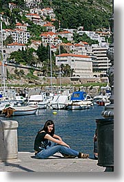images/Europe/Croatia/Dubrovnik/People/woman-n-harbor.jpg