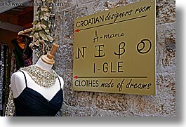images/Europe/Croatia/Dubrovnik/Signs/croatian-clothes-sign.jpg