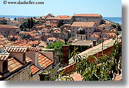 images/Europe/Croatia/Dubrovnik/TownView/dubrovnik-rooftops-1.jpg