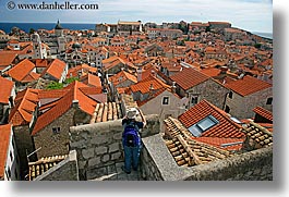 images/Europe/Croatia/Dubrovnik/TownView/ppl-overlook-townview-1.jpg