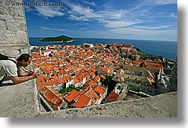 images/Europe/Croatia/Dubrovnik/TownView/ppl-overlook-townview-3.jpg