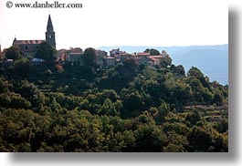 images/Europe/Croatia/Groznjan/church-on-hill.jpg