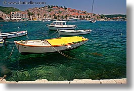images/Europe/Croatia/Hvar/Boats/boats-n-water-shadow-6.jpg