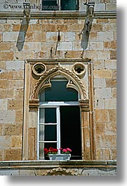 images/Europe/Croatia/Hvar/DoorsWindows/venetian-windows-3.jpg
