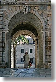 images/Europe/Croatia/Korcula/Arches/nun-sequence-1.jpg