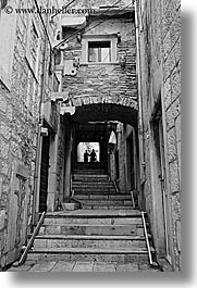 images/Europe/Croatia/Korcula/Arches/stairs-under-arch-3.jpg