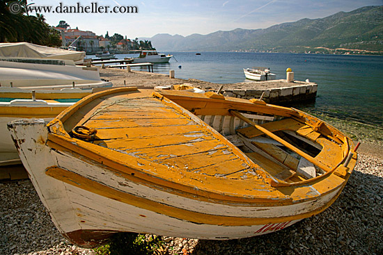 orange-boat-on-beach-5.jpg