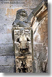 images/Europe/Croatia/Korcula/Cathedral/stone-sculpture-3.jpg