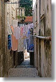 images/Europe/Croatia/Korcula/Laundry/hanging-laundry-2.jpg