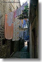 images/Europe/Croatia/Korcula/Laundry/hanging-laundry-3.jpg