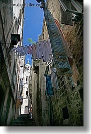 images/Europe/Croatia/Korcula/Laundry/hanging-laundry-5.jpg