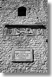 images/Europe/Croatia/Korcula/Misc/tomislava-plaque-2.jpg