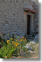 images/Europe/Croatia/Lubenice/door-n-flowers-1.jpg