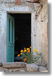images/Europe/Croatia/Lubenice/door-n-flowers-5.jpg