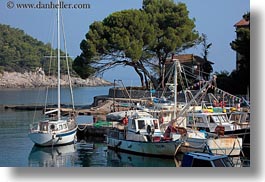 images/Europe/Croatia/MaliLosinj/Coast/boats-in-harbor-08.jpg