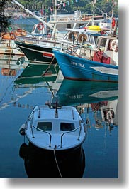 images/Europe/Croatia/MaliLosinj/Coast/boats-in-harbor-11.jpg