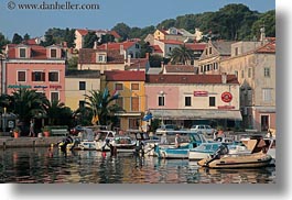 images/Europe/Croatia/MaliLosinj/Harbor/harbor-03.jpg
