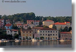 images/Europe/Croatia/MaliLosinj/Harbor/harbor-07.jpg