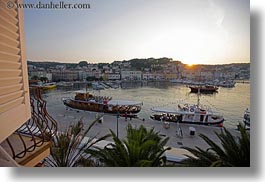 images/Europe/Croatia/MaliLosinj/Harbor/harbor-at-sunset-from-window-02.jpg