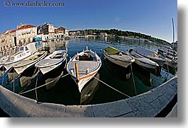 images/Europe/Croatia/Milna/Boats/boats-fisheye.jpg