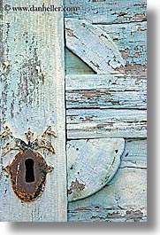 images/Europe/Croatia/Milna/DoorsWins/old-door-n-key_hole-1.jpg