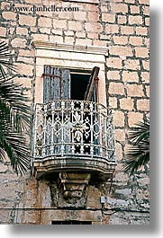 images/Europe/Croatia/Milna/DoorsWins/stone-balcony-1.jpg