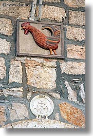 images/Europe/Croatia/Milna/Misc/stone-rooster-plaque.jpg