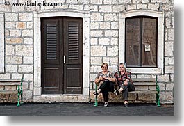 images/Europe/Croatia/Milna/People/women-on-bench.jpg