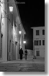 images/Europe/Croatia/Motovun/Night/couple-holding-hands-night-bw.jpg