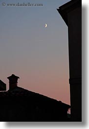 images/Europe/Croatia/Motovun/Night/moon-n-roofs.jpg