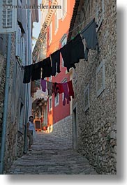 images/Europe/Croatia/Motovun/Town/hanging-laundry-in-narrow-street-3.jpg