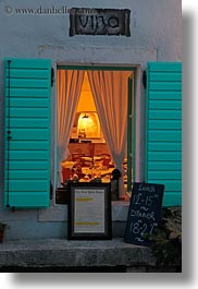 images/Europe/Croatia/Motovun/Town/restaurant-window-at-dusk.jpg