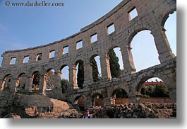 images/Europe/Croatia/Pula/roman-amphitheater-cloisters-1.jpg