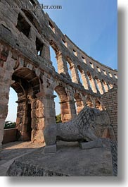 images/Europe/Croatia/Pula/roman-amphitheater-n-lion-1.jpg