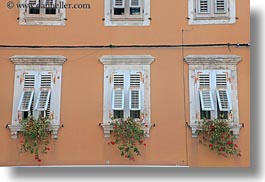 images/Europe/Croatia/Pula/windows-n-flowers-2.jpg