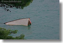 images/Europe/Croatia/Rab/tent-in-water.jpg