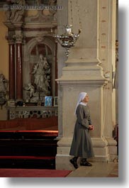 images/Europe/Croatia/Rovinj/Cathedral/nun-walking.jpg