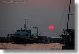 images/Europe/Croatia/Rovinj/Harbor/rovinj-sunset-n-harbor-5.jpg