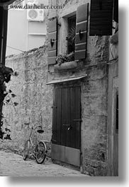 images/Europe/Croatia/Rovinj/Misc/bicycle-by-door-bw.jpg